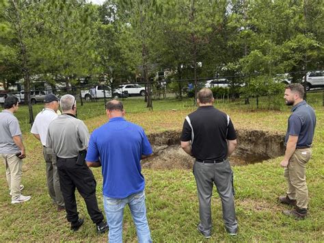 A Florida sinkhole that claimed a man’s life in 2013 reopens, this time harmlessly